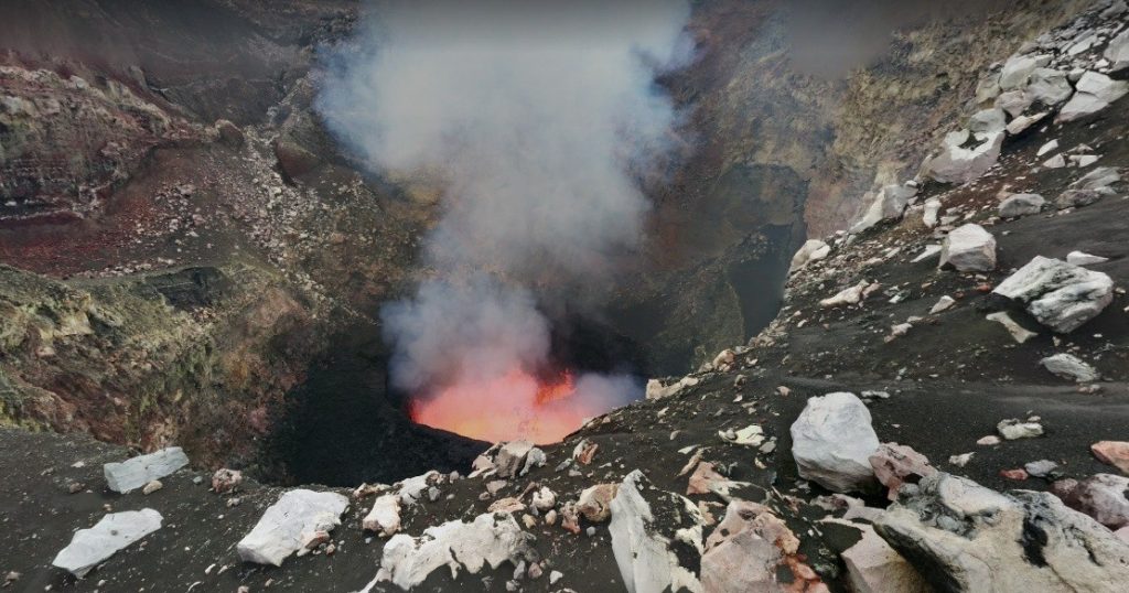 Google street view Ambryn Caldera