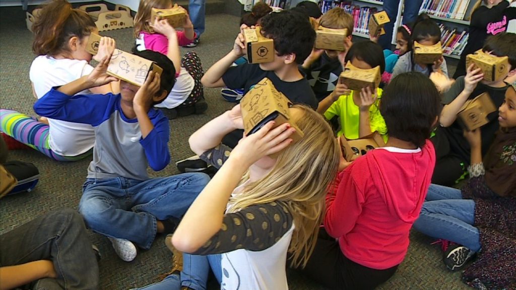 children use google cardboard