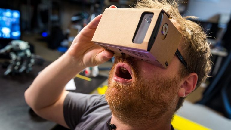 9 Must Try Google Cardboard Experiences