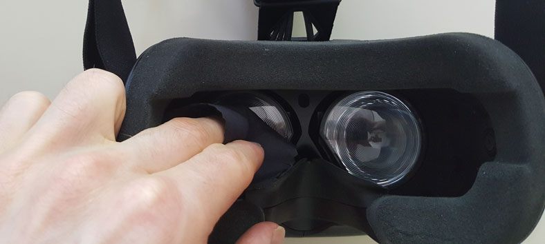 clean vr lens